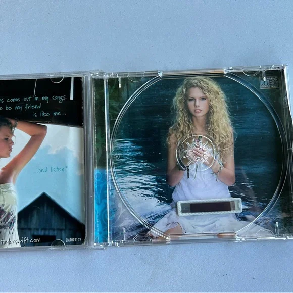 Taylor Swift Debut Album CD - Picture 9 of 11